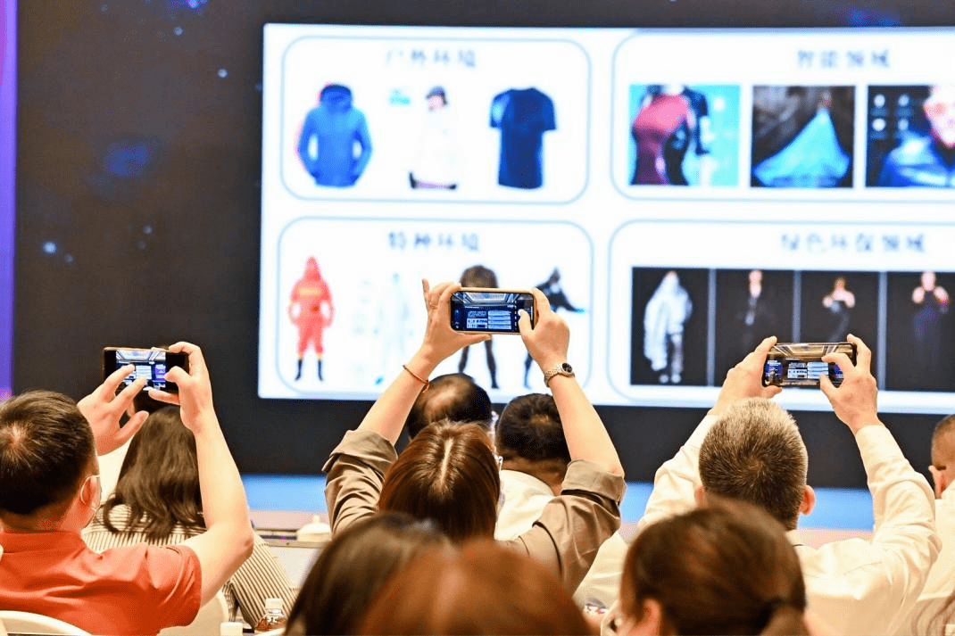 CQ9电子 CQ9传奇热点服装行业再掀时尚科技大潮2022中国服装科技大会盛大召开(图8)