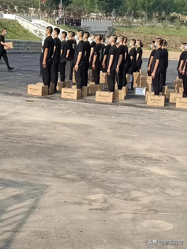 碧海服装对山东警察学院2022级新生校服制作配送工作实录CQ9电子 CQ9传奇(图4)