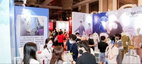 CQ9电子 CQ9传奇电子“潮品·中国行”走进河南 “汕头织造”亮相郑州(图3)