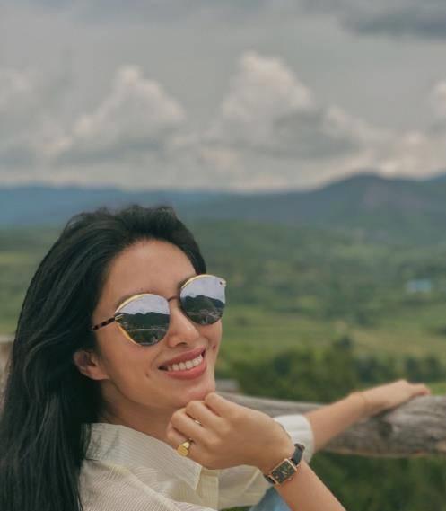 杨采钰还真是个温柔女人！优雅的服装配温柔造型尽显满CQ9电子