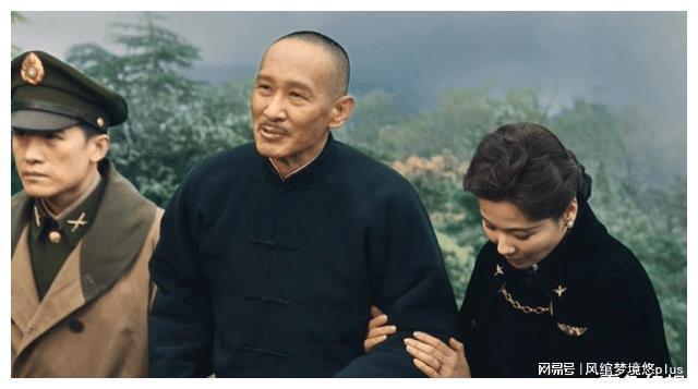 傅作义服装为何要穿的与其他高官不一样？事实证明他真高明CQ9电子 CQ9传奇电子(图5)