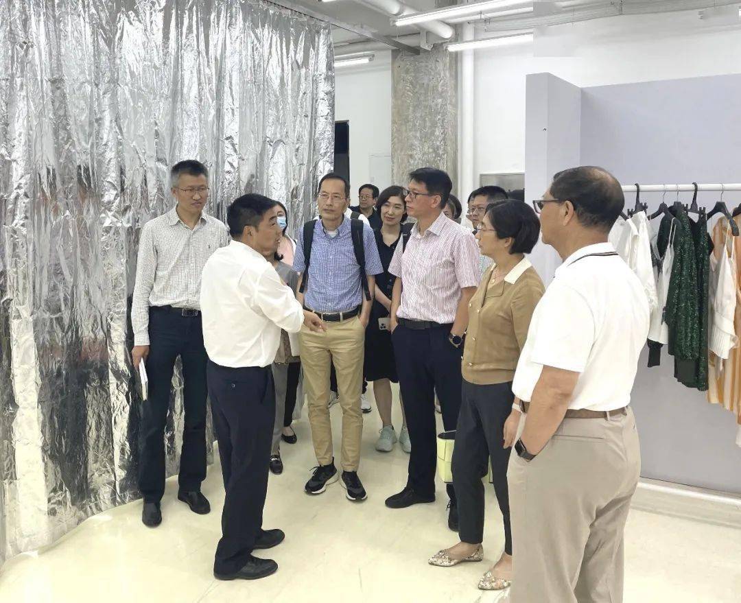 纺织商会服装分会理事长扩大会议在江苏昆山召开CQ9电子 CQ9传奇电子(图3)