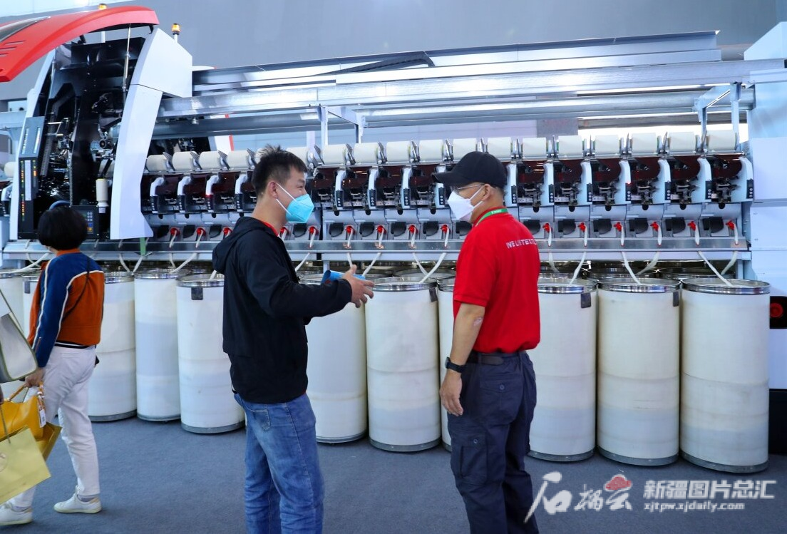 博览会精彩瞬CQ9电子 CQ9传奇电子间丨纺织服装展区受关注(图2)