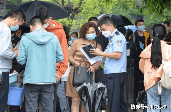扬帆起航CQ9电子 CQ9传奇电子正当时——四川省服装艺术学校新生校园生活正式开启(图3)