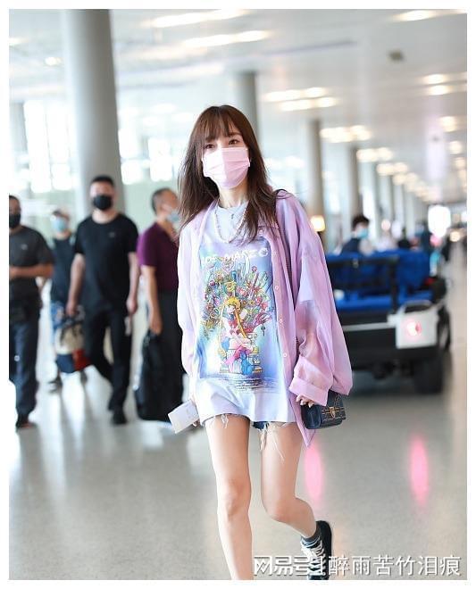 李小璐离婚后越来越嫩了穿着一身紫色的服装气质也太嫩了CQ9电子 CQ9传奇电子(图9)
