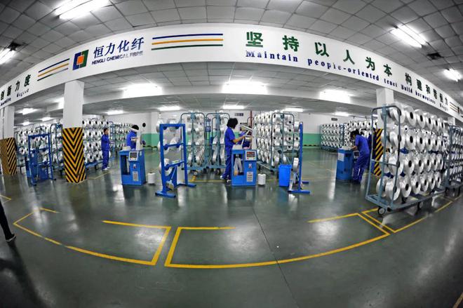【喜迎二十大】非凡十年书写盛世华章纺织CQ9电子 CQ9传奇电子行业高质量发展为江山披锦绣(图5)