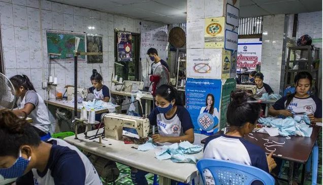 CQ9电子 CQ9传奇电子服装市场蒸发了4000亿元？疫情后服装业如何乘风破浪？！(图4)