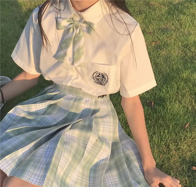 CQ9电子 CQ9传奇电子服装行业的一股新风潮：产业或将达到169亿元！(图2)