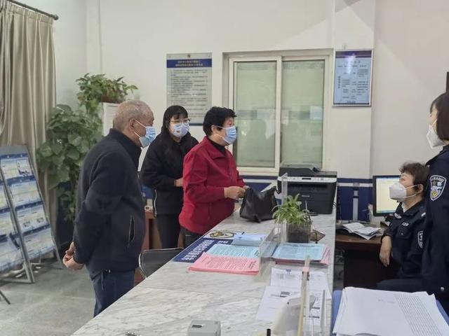 CQ9电子 CQ9传奇电子“来纺织城阿姨请你们吃泡馍！”(图2)