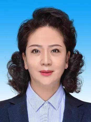 李少莉的三部曲：纺织工的迷茫医师的寂寞 科长副CQ9电子 CQ9传奇电子局长的放飞自我(图4)