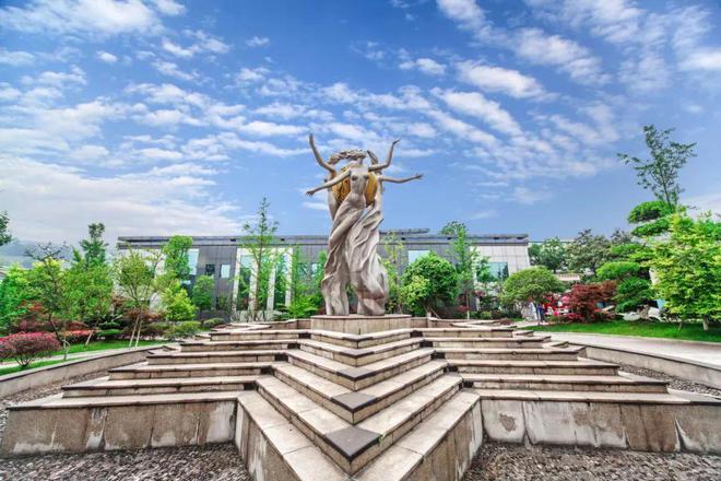 CQ9电子 CQ9传奇电子【这就是中国纺织】丝丽雅集团：三大维度擘画高质量发展新蓝图