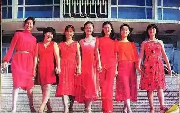 CQ9电子 CQ9传奇电子70年：纺织服装大国崛起(图13)