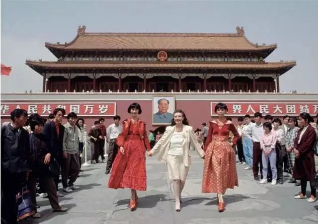 CQ9电子 CQ9传奇电子70年：纺织服装大国崛起(图14)
