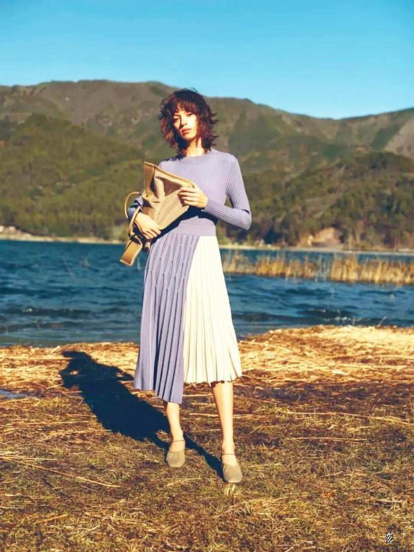 CQ9电子 CQ9传奇电子秋季穿衣的时髦方式18套服装教你打造流行衣橱稳坐衣品女王(图4)