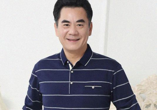 中年男性应尽量避开这几种类型的服装CQ9电子 CQ9传奇电子才不会显得油腻(图3)