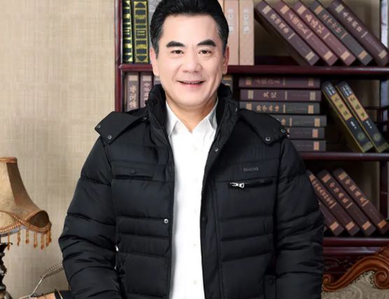中年男性应尽量避开这几种类型的服装CQ9电子 CQ9传奇电子