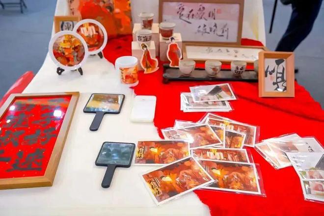CQ9电子 CQ9传奇电子2022“三品”全国行高峰会、2022宁波时尚节暨第26届宁波国际服装节圆满落幕(图11)