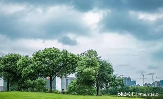 CQ9电子 CQ9传奇电子武汉纺织大学什么专业好？这个就业有保障高薪有前景！(图5)