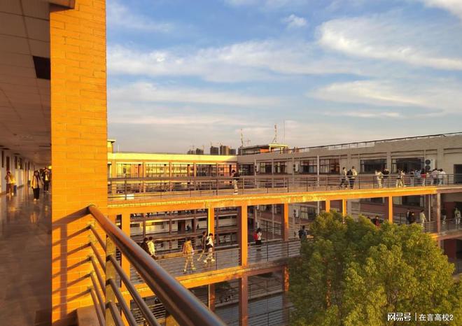 武汉纺织大CQ9电子 CQ9传奇电子学什么专业好？国一流专业你值得拥有！(图3)