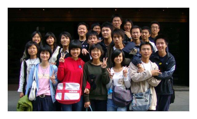 CQ9电子 CQ9传奇电子同学聚会还要“统一服装”？意在避免攀比可差距“一目了然”(图6)