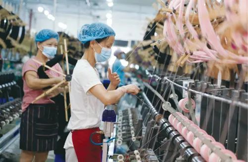 2022中国纺织服装行业年度精锐榜——十大可持续发展榜样CQ9电子 CQ9传奇电子(图2)