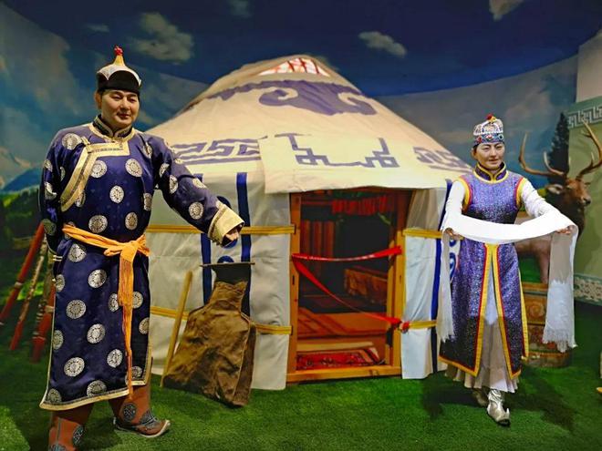 CQ9电子 CQ9传奇电子新疆的13个世居民族如何从服装和美食区分(图5)