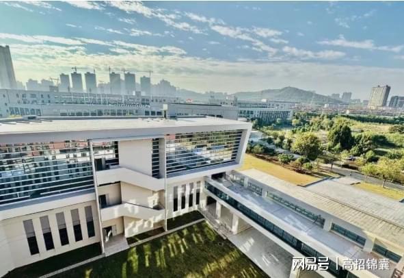 CQ9电子 CQ9传奇电子武汉纺织大学好不好？巨大提升入选十亿项目！(图2)