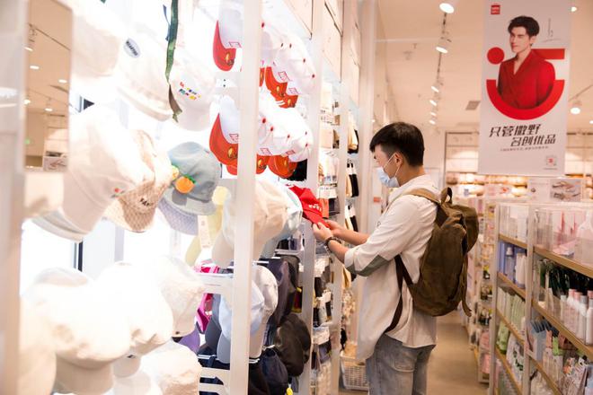 年后旺季服装实体店如何利用微信CQ9电子 CQ9传奇电子做新款宣传？(图7)