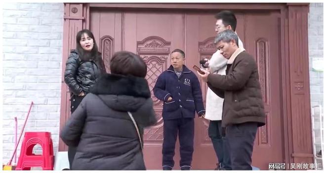服装厂老板遭遇车祸父CQ9电子 CQ9传奇电子亲卖房救子却被妻子阻拦：想要卖房先离婚(图3)