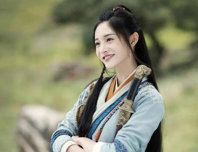 CQ9电子 CQ9传奇电子服装全剧太丑？赵丽颖粉丝怒撕《有匪》剧组连群演都穿得比她好(图8)