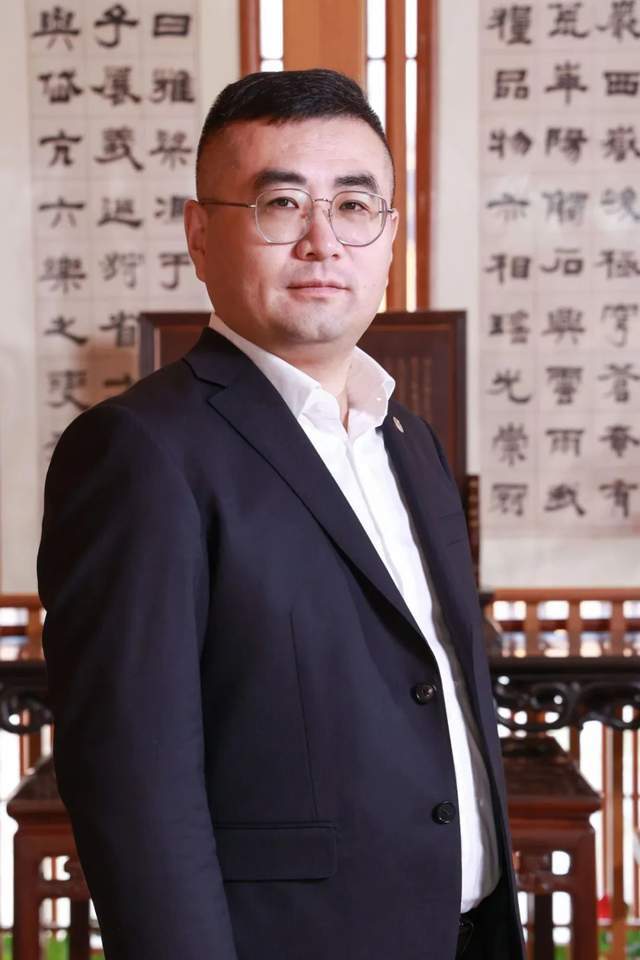 中国丝绸服装文化集团有限公司总经理董健:当好丝路新使者讲好丝