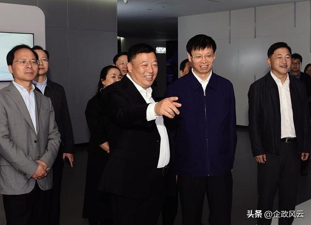 从泥瓦匠到行业霸主是什么让陈建华把企业从亏损做到300CQ9电子 CQ9传奇电子0亿的？(图6)