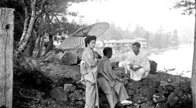 从二战前的日本女人的服装CQ9电子 CQ9传奇电子看其国力和生活状况(图6)