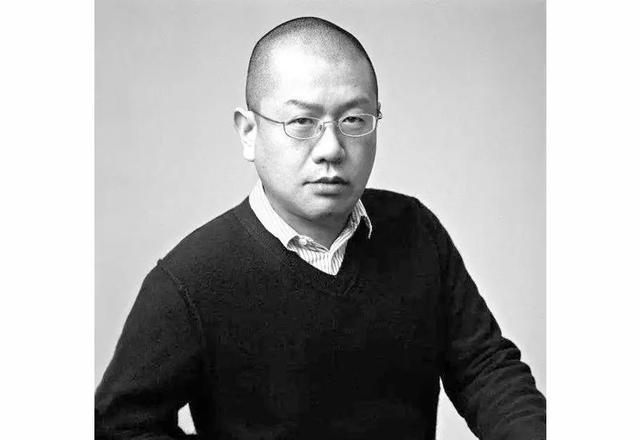 CQ9电子 CQ9传奇电子山本耀司柏拉图式恋人？没画过一张图却是享誉世界的服装设计师？(图19)
