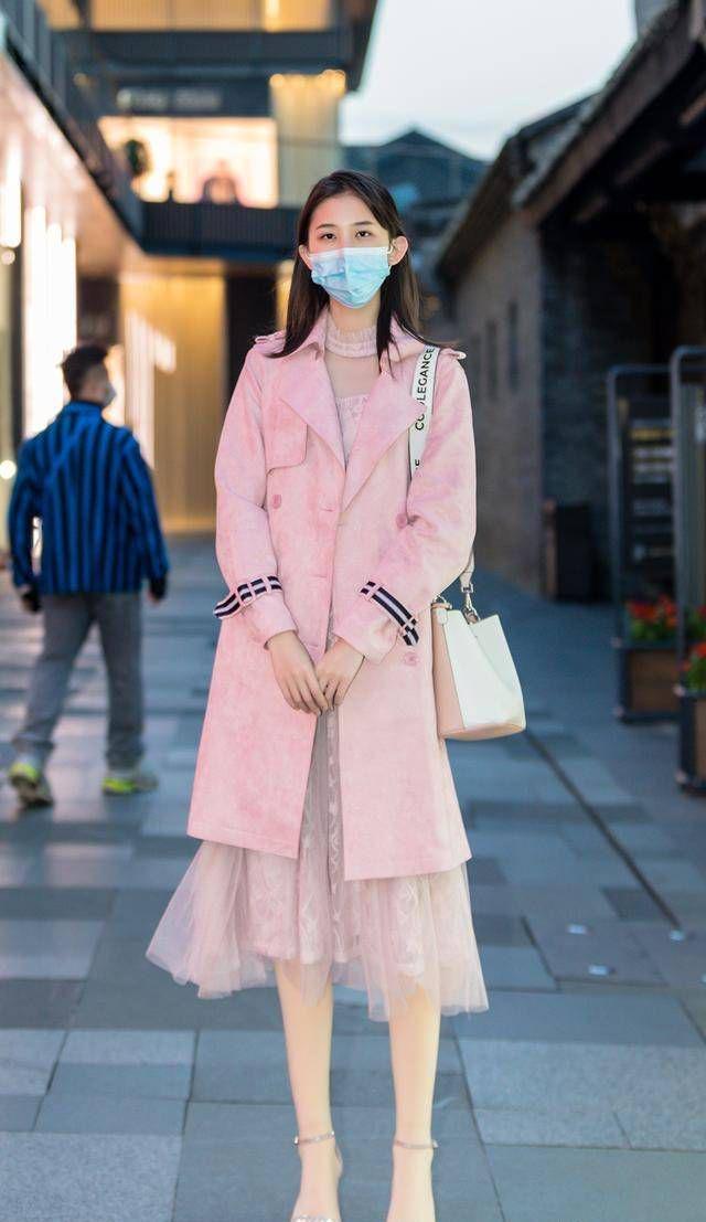 粗花呢面料的服装不仅时尚保暖而且彰显优雅气质和高级感CQ9电