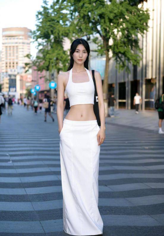 CQ9电子 CQ9传奇电子“杭州街拍”又赢了虽然没有美颜滤镜但照样高级、精致(图2)
