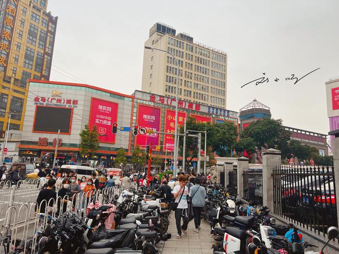 实拍“沙河服装批发市场”就在广州市中心常被大家吐槽CQ9电子