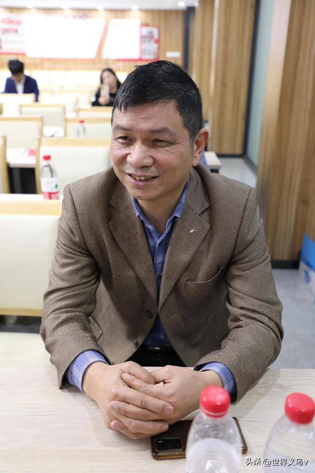 相信义乌CQ9电子 CQ9传奇电子 抱团聚力：义乌市纺织品行业协会举行四届三次会议(图14)