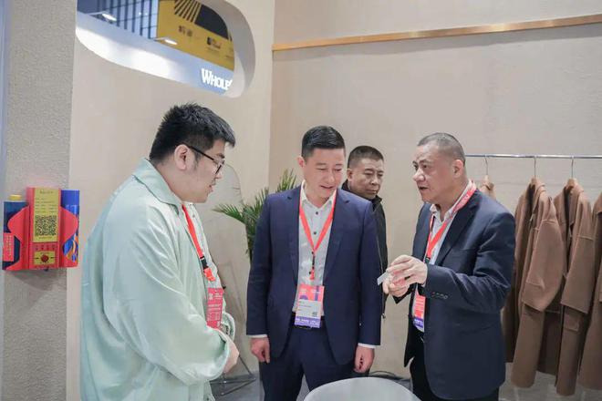 洪合毛衫企业组团参展再赴中国国际服装服饰博览会2023春季时尚之约CQ9电子 CQ9传奇电子(图2)
