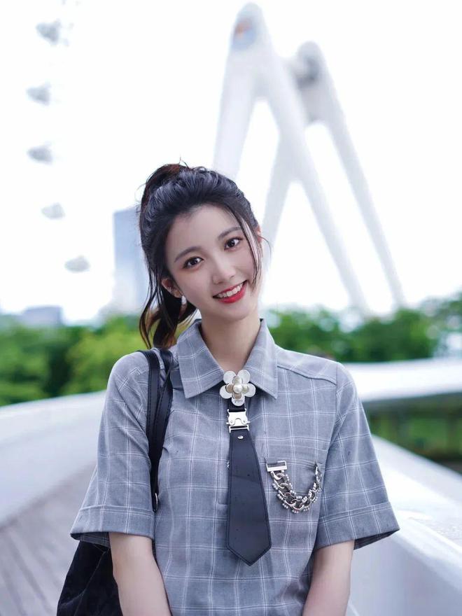 CQ9电子 CQ9传奇电子年终大盘点 2022年度女装品牌热搜榜来啦！(图15)