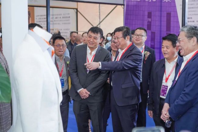 CQ9电子 CQ9传奇电子2023中国威海国际纺织服装供应链博览会开幕迪尚集团盛装亮相