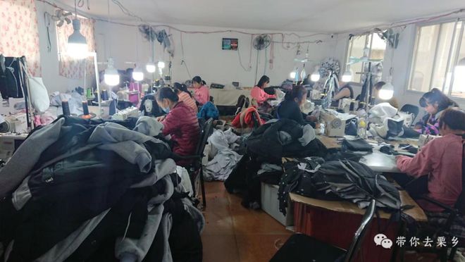 CQ9电子 CQ9传奇电子小制衣厂里的致富大希望(图2)