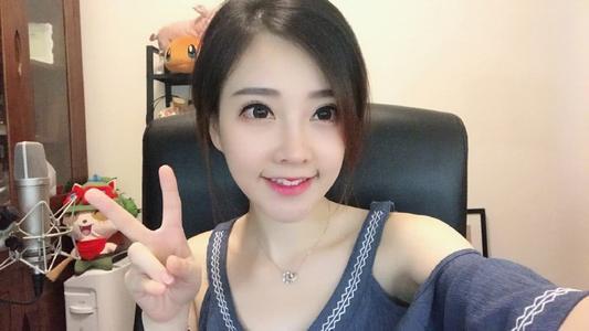 冯提莫穿JK制服跳舞CQ9电子 CQ9传奇电子险走光！意外露出小黑边下一幕大伙却看傻了