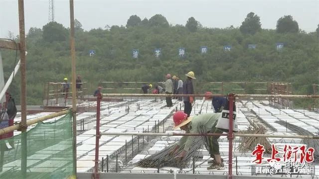 CQ9电子 CQ9传奇电子39家纺织已签约入驻！湖南建设“千亿级”纺织服装生产基地(图4)