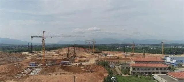CQ9电子 CQ9传奇电子39家纺织已签约入驻！湖南建设“千亿级”纺织服装生产基地(图5)