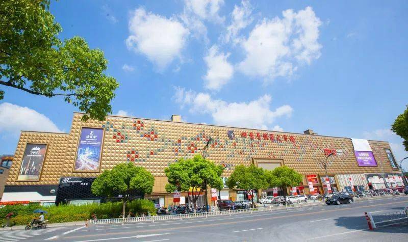 CQ9电子 CQ9传奇电子汇天下服饰精华展现代时尚新潮 四季青让你来了不想走来了还想来(图6)