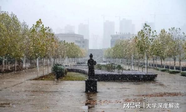 聊聊：武汉纺织大学是一本么？实力如此强CQ9电子 CQ9传奇电子劲你猜是不是？(图2)