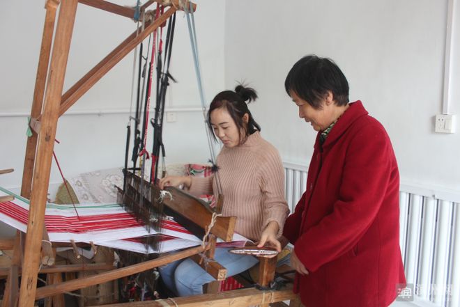 沾化区黄升镇老粗布CQ9电子 CQ9传奇电子手工纺织技艺进入省级非遗项目名录