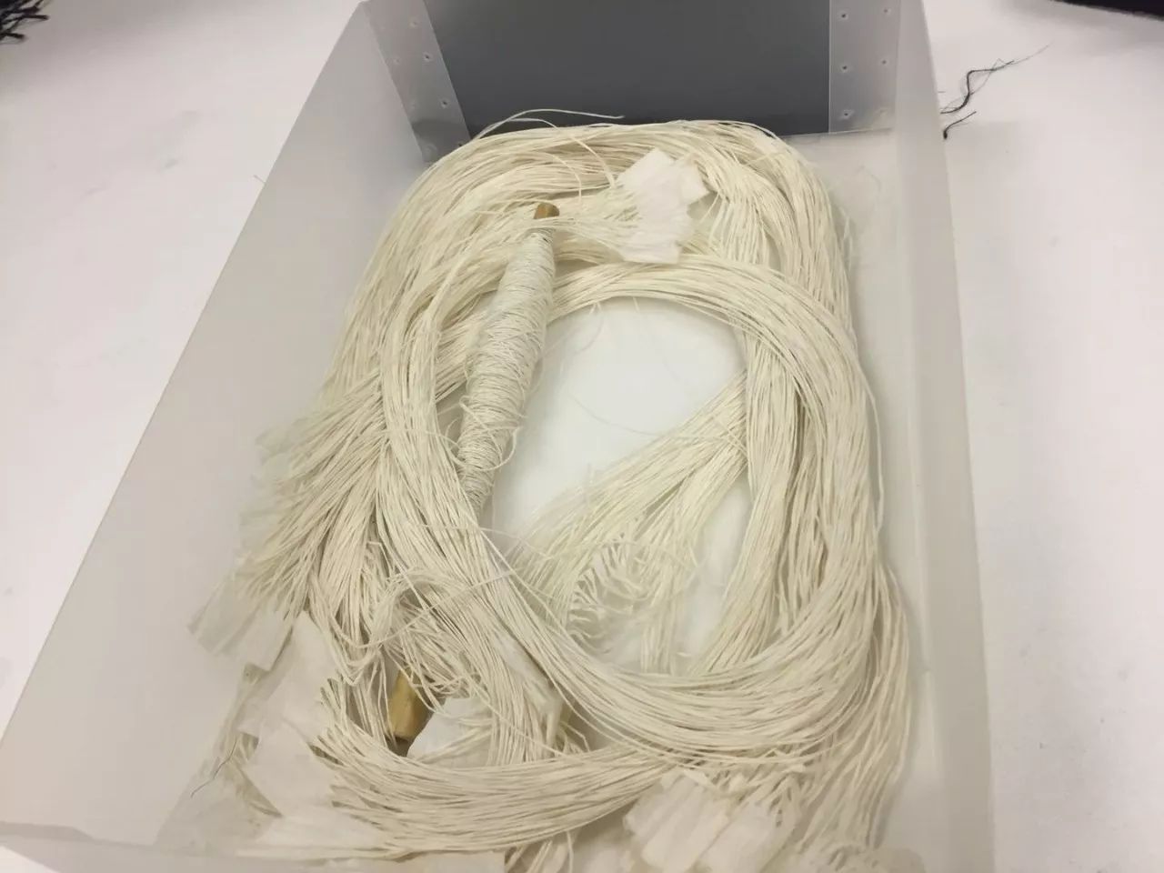 英国巴斯斯巴大学时装与纺织品设计硕士专业课程主任Tim Parry-Williams走进”视觉-德稻实验班”CQ9电子 CQ9传奇电子(图5)