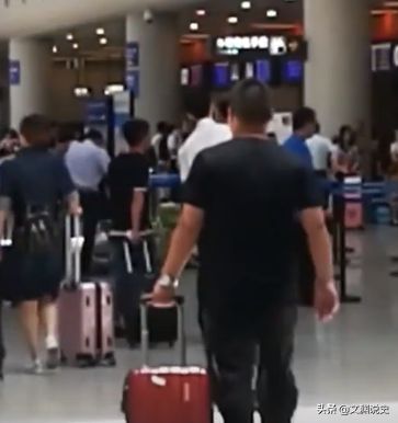 16年浙江服装厂员工月流水1亿引警方怀疑调查牵扯出200亿大案CQ9电子 CQ9传奇电子(图10)